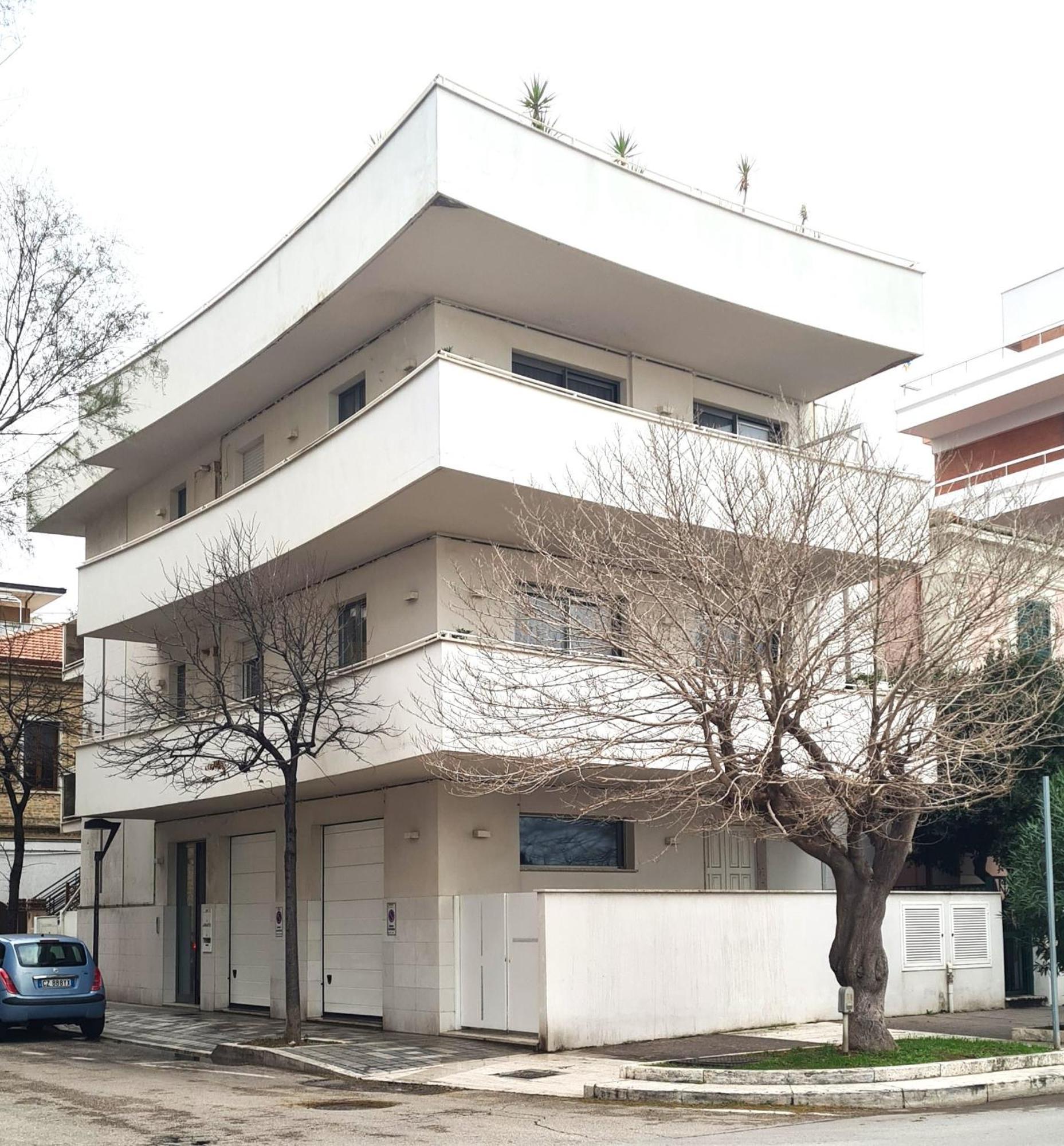 Lungomare Urban Apartment *